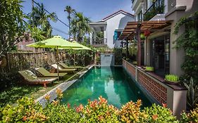 Sông Lụa (Silk River Villa)